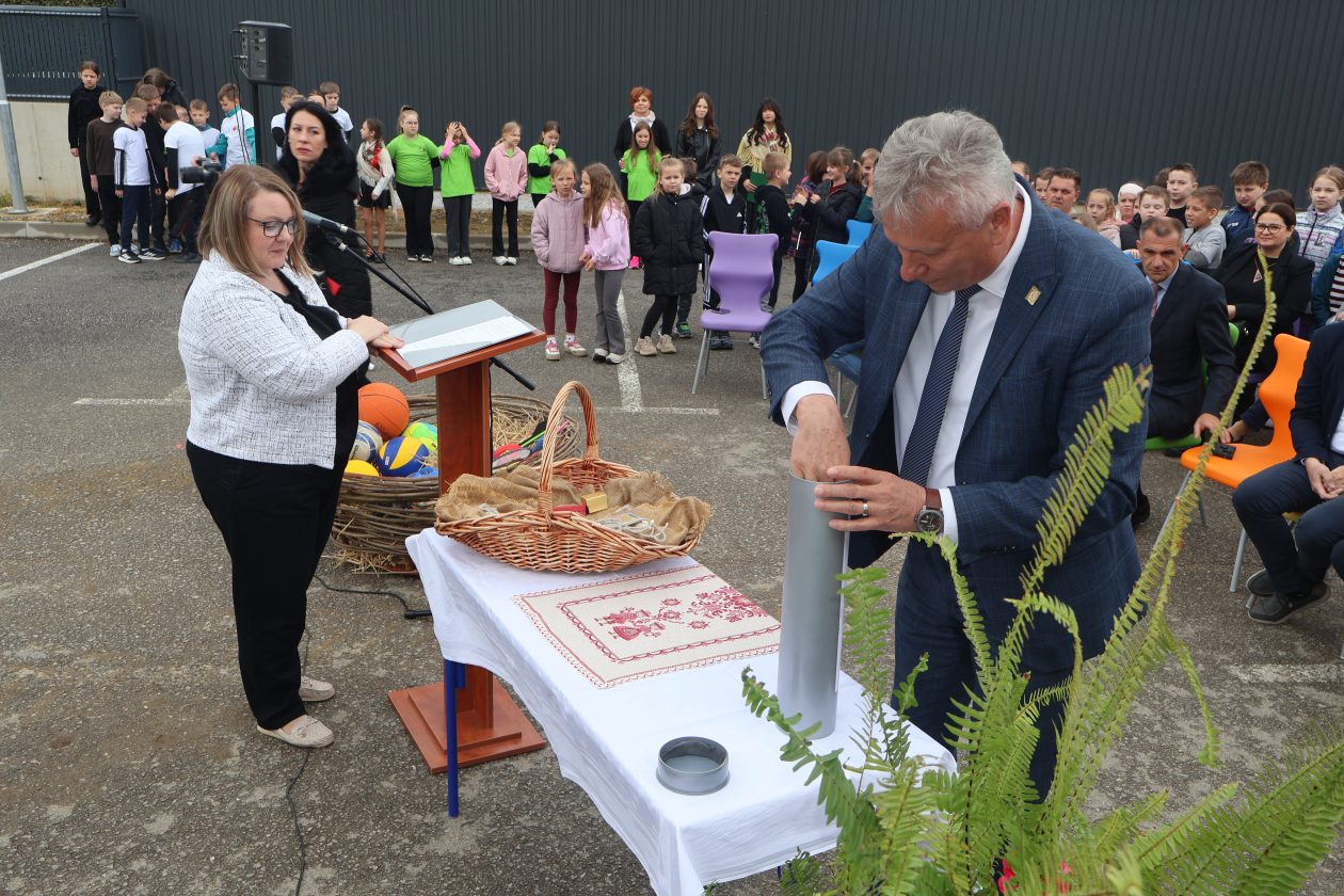 polaganje vremenske kapsule (42)