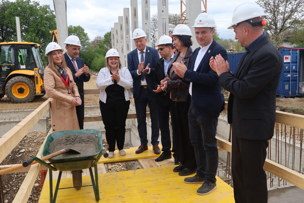 polaganje vremenske kapsule (58)