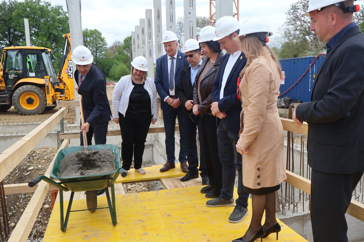 polaganje vremenske kapsule (59)