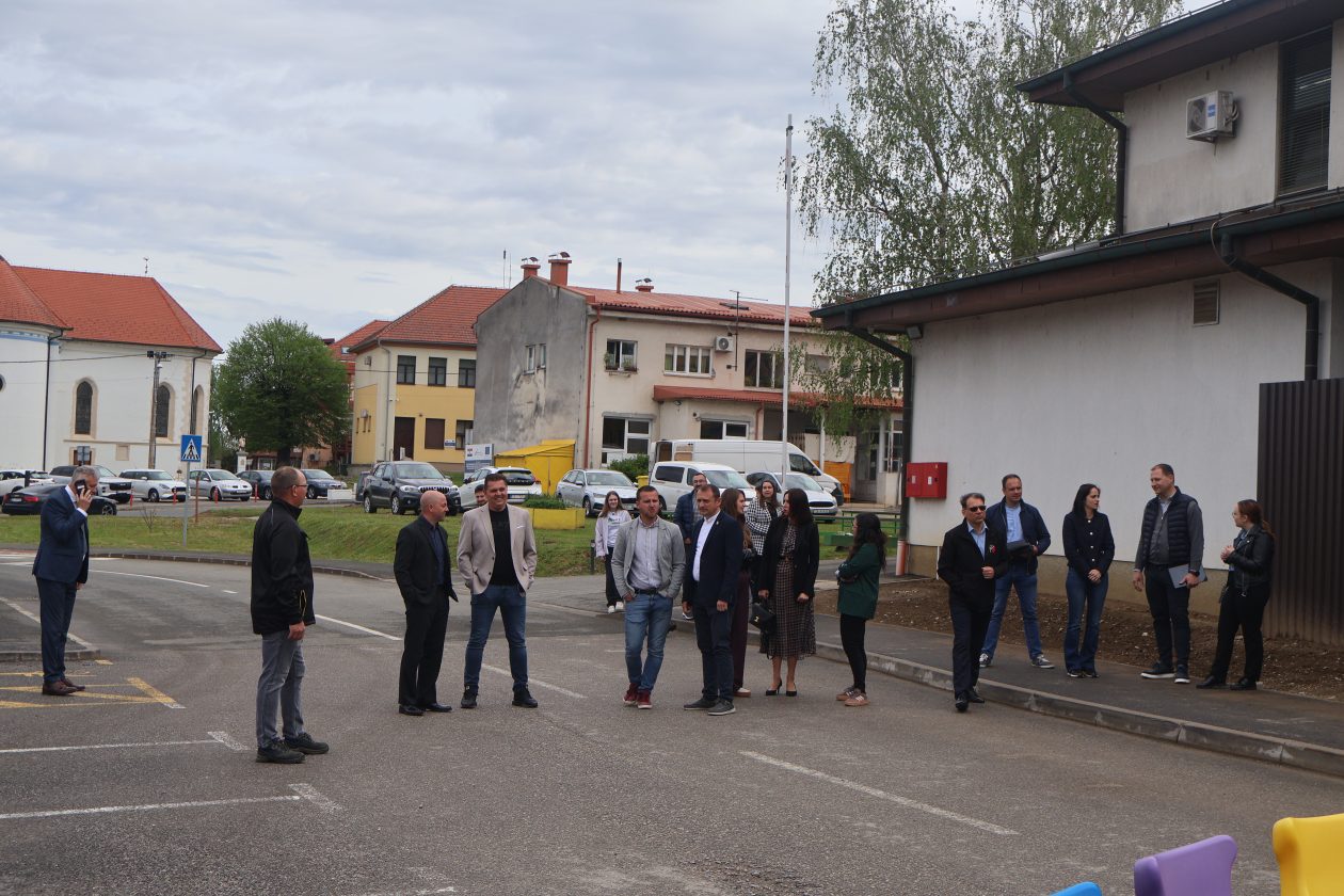 polaganje vremenske kapsule (8)