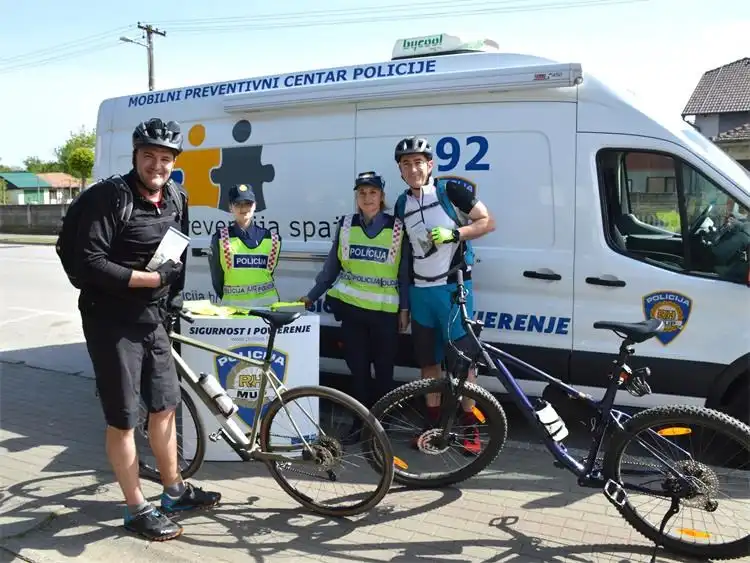 policija BIMEP (8) policija BIMEP (8)