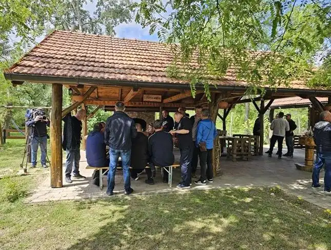 policija – druženje (3) policija – druženje (3)