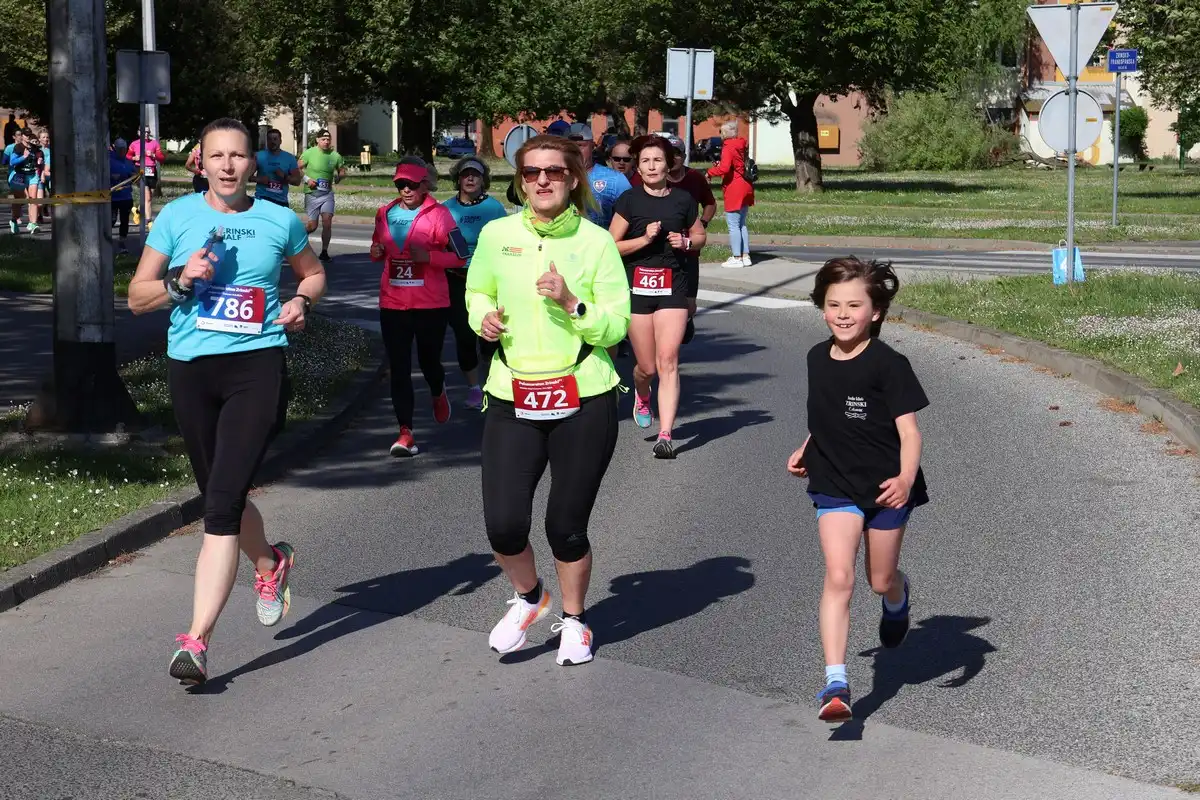 polumaraton Zrinski 2024 (16) polumaraton Zrinski 2024 (16)