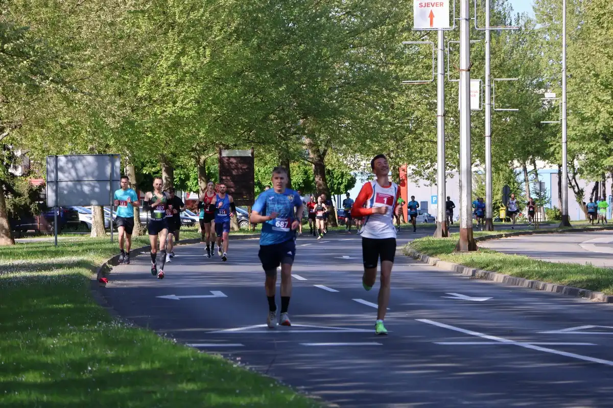 polumaraton Zrinski 2024 (25) polumaraton Zrinski 2024 (25)