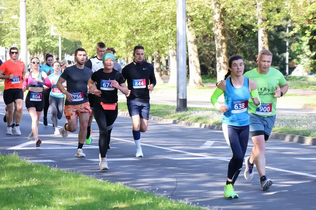 polumaraton Zrinski 2024 (55) polumaraton Zrinski 2024 (55)