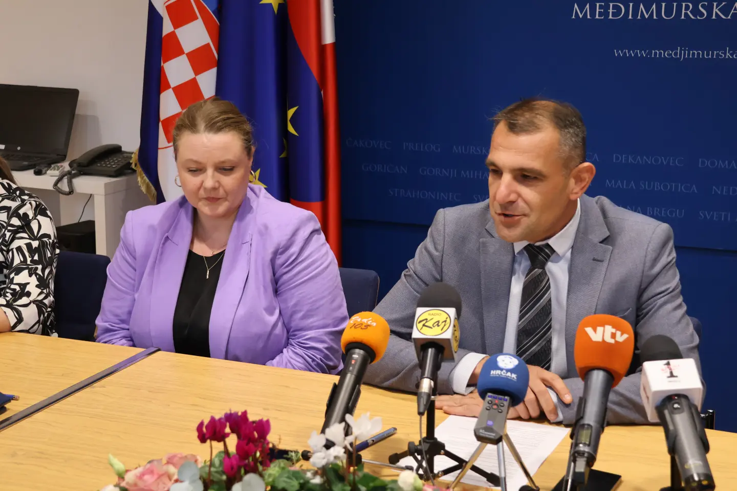 potpisivanje, sveti martin na muri, sportska dvorana, školska dvorana, međimurska županija (6)