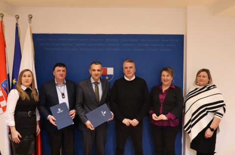 potpisivanje ugovora MŽ Graditeljska škola restoran (21)