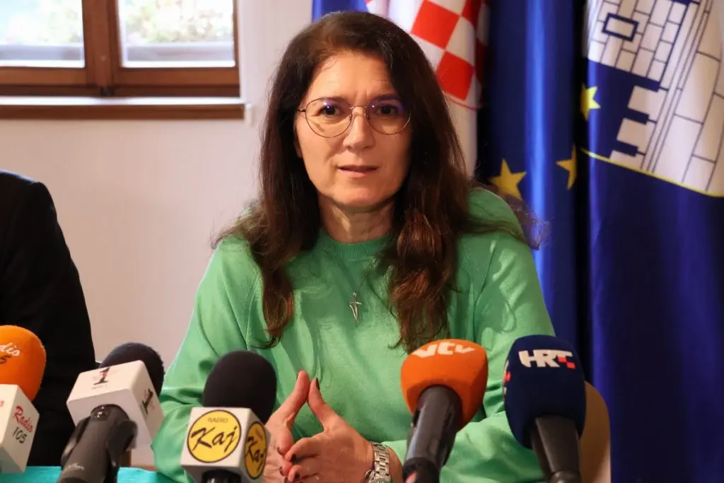 potpisivanje ugovora uređenje parkirališta (8)