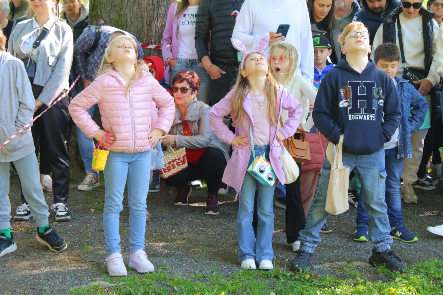 potraga za uskrsnim jajima,lov na pisanice, čakovec 2025 (17) potraga za uskrsnim jajima,lov na pisanice, čakovec 2025 (17)