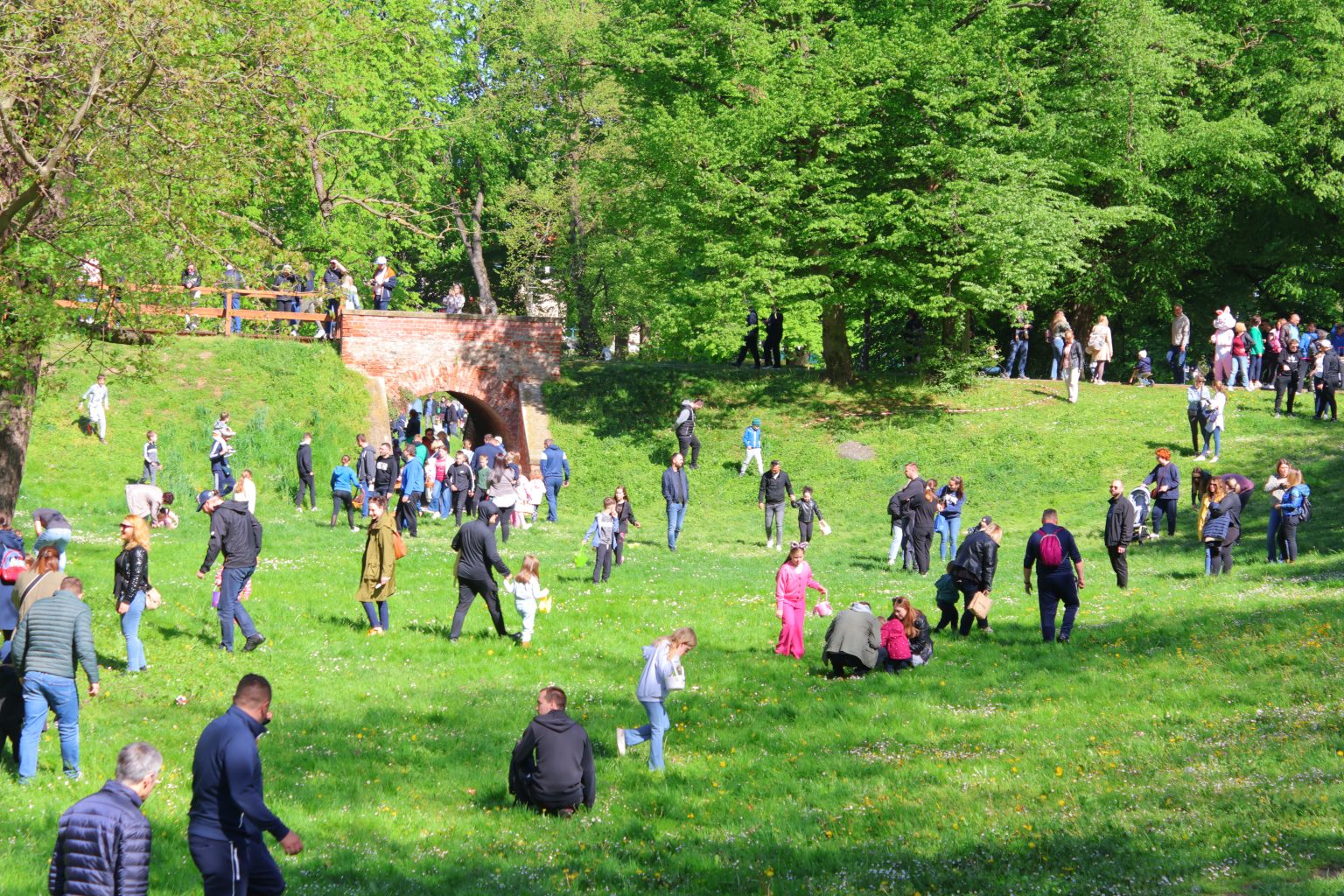 potraga za uskrsnim jajima,lov na pisanice, čakovec 2025 (34) potraga za uskrsnim jajima,lov na pisanice, čakovec 2025 (34)