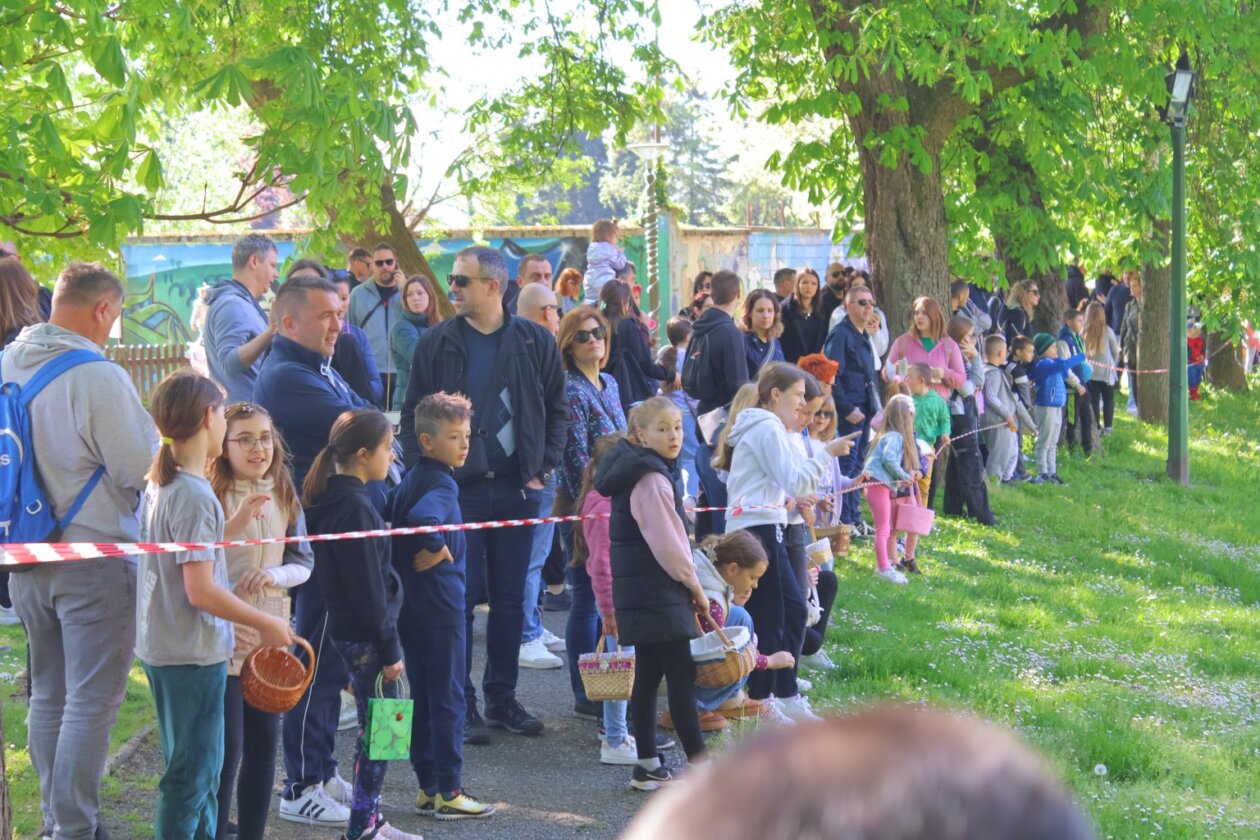 potraga za uskrsnim jajima,lov na pisanice, čakovec 2025 (4)
