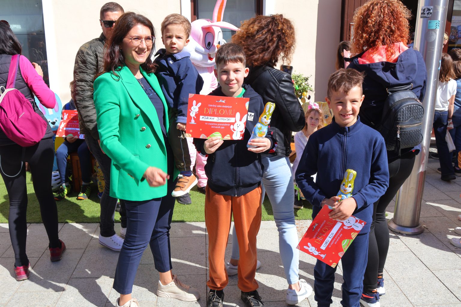 potraga za uskrsnim jajima,lov na pisanice, čakovec 2025 (43) potraga za uskrsnim jajima,lov na pisanice, čakovec 2025 (43)