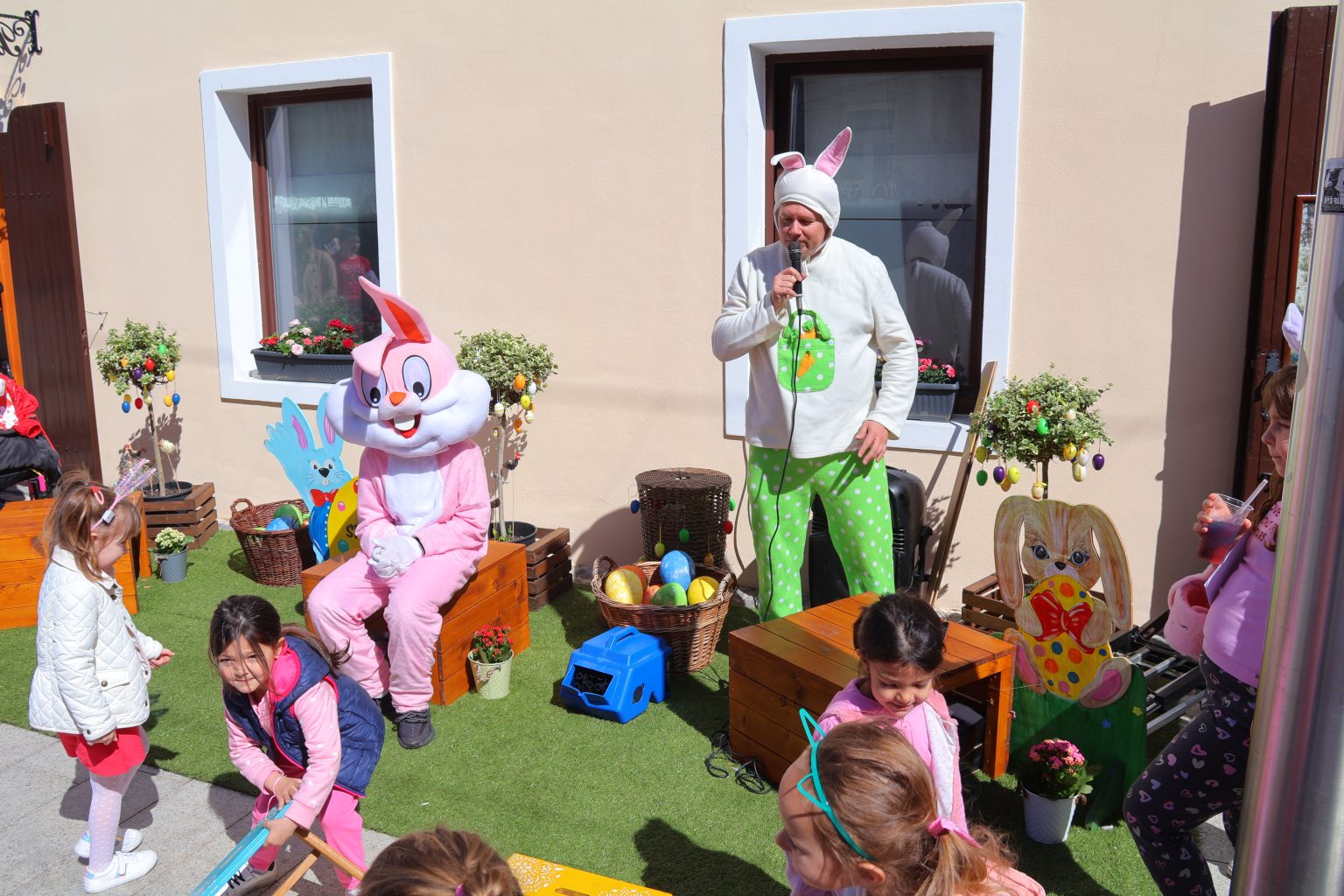 potraga za uskrsnim jajima,lov na pisanice, čakovec 2025 (47) potraga za uskrsnim jajima,lov na pisanice, čakovec 2025 (47)