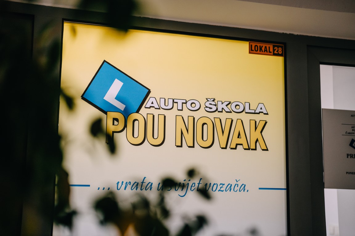 pou novak (3)