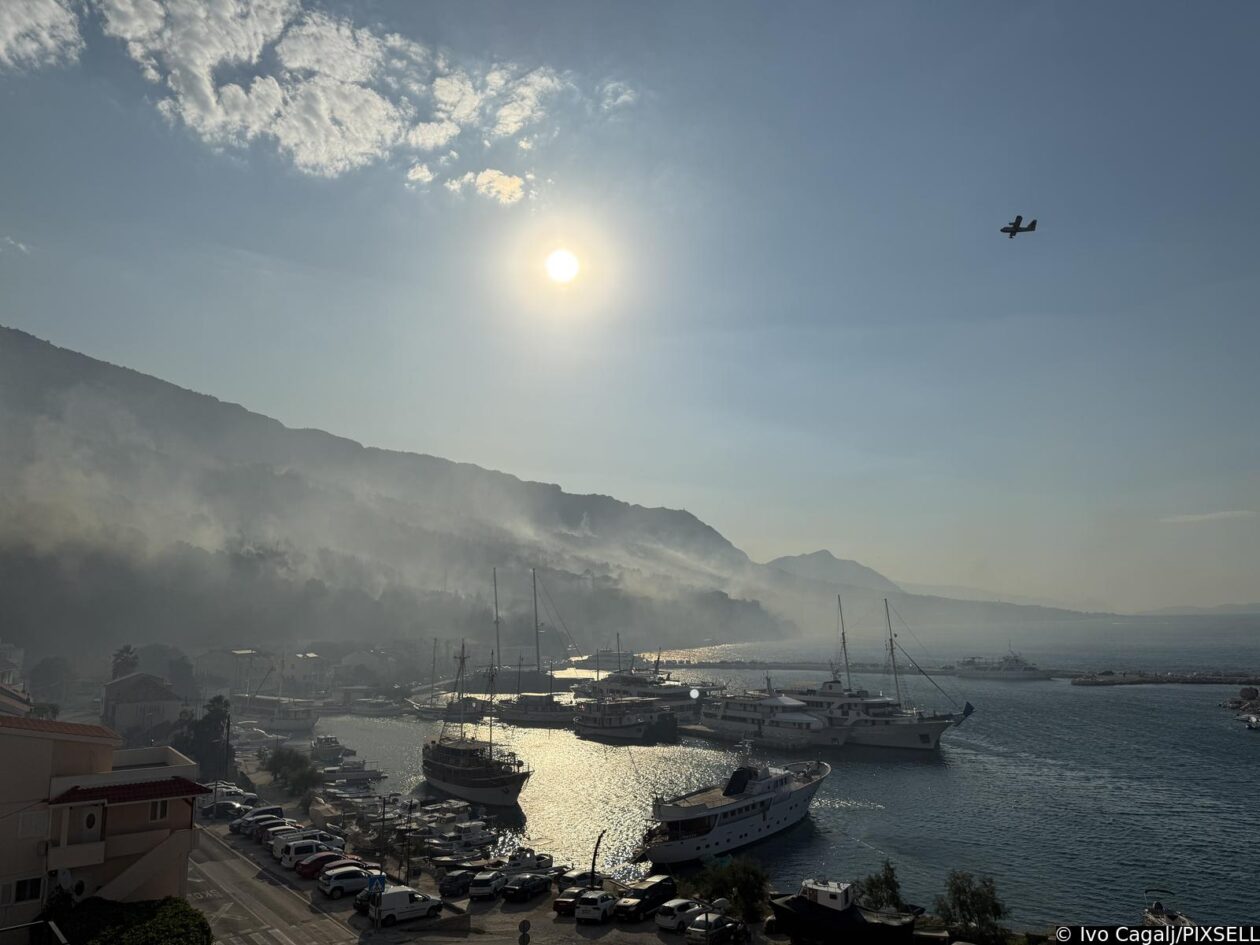 Veliki požar iznad Krila Jesenice