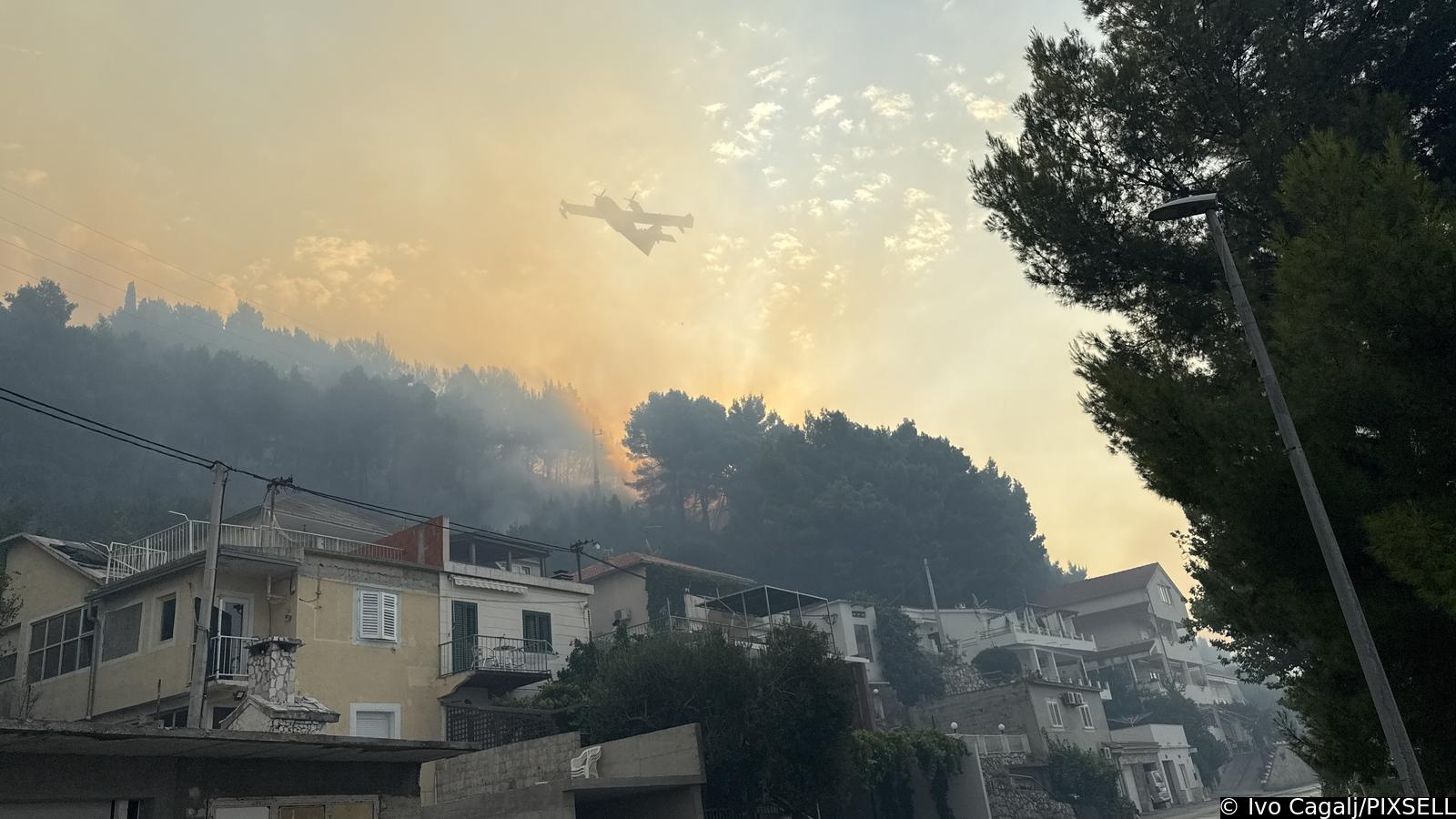 Veliki požar iznad Krila Jesenice Veliki požar iznad Krila Jesenice