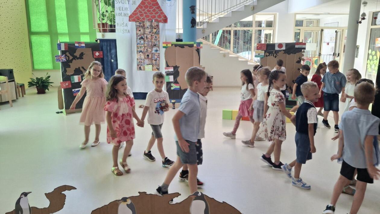 predskolci selnicki zvoncici 2025 (70) predskolci selnicki zvoncici 2025 (70)