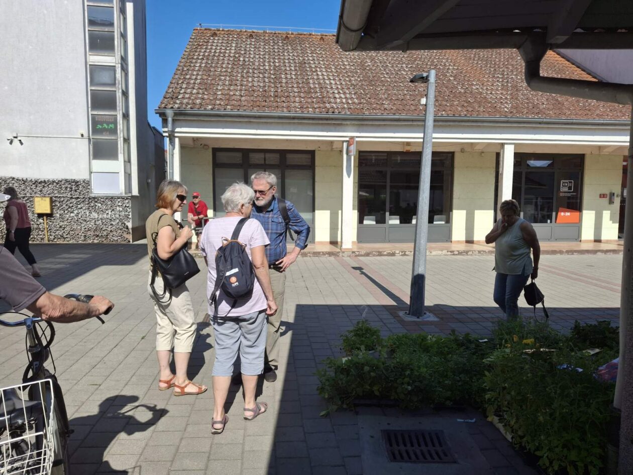 prelog, tržnica,21.6 (47)