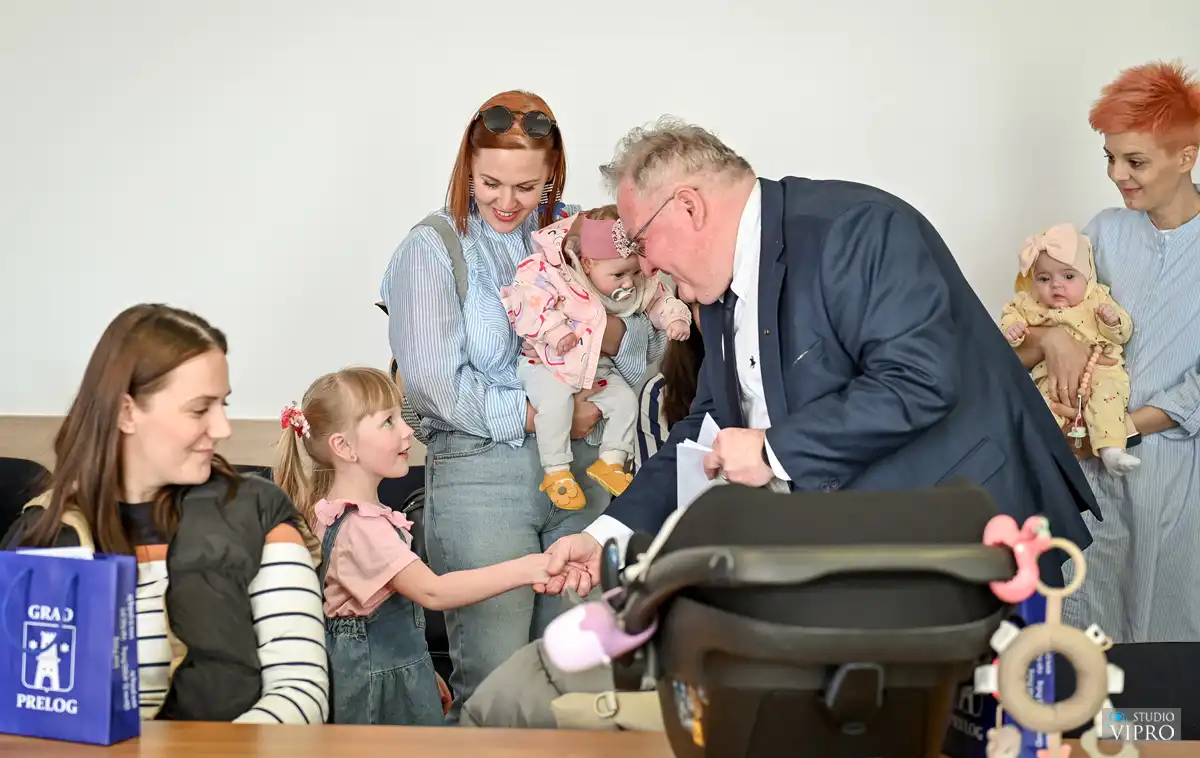 prelog,kolarek,novorođenčad (2) prelog,kolarek,novorođenčad (2)