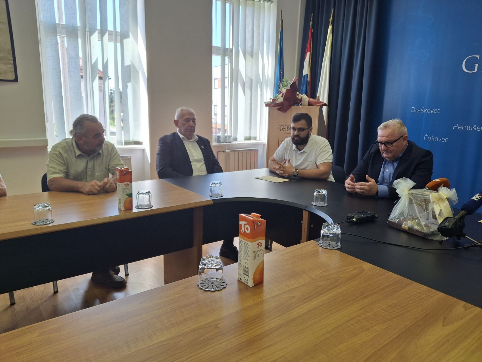 prijem prečasni antun hoblaj, dominik cestar (2) prijem prečasni antun hoblaj, dominik cestar (2)