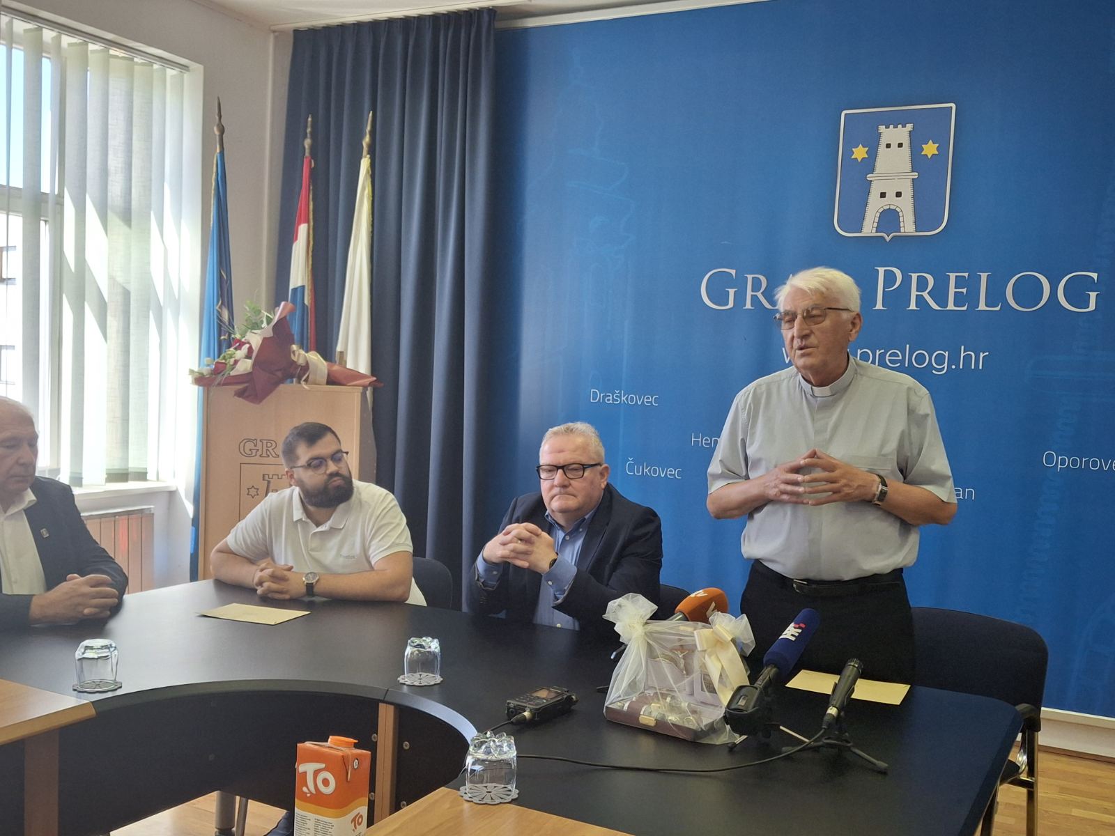 prijem prečasni antun hoblaj, dominik cestar (4) prijem prečasni antun hoblaj, dominik cestar (4)