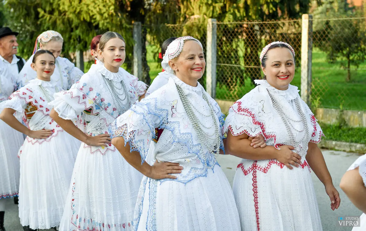 priločki folklorni susreti (12)