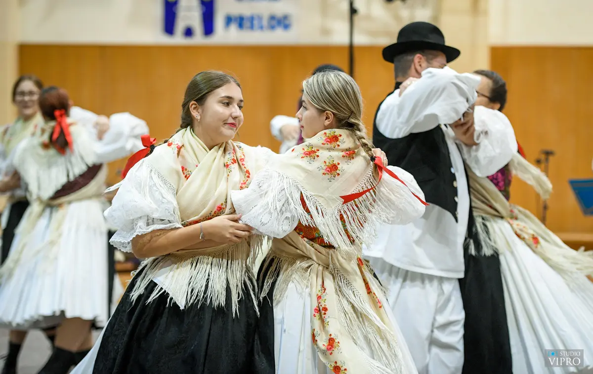 priločki folklorni susreti (20)