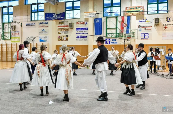 priločki folklorni susreti (22)