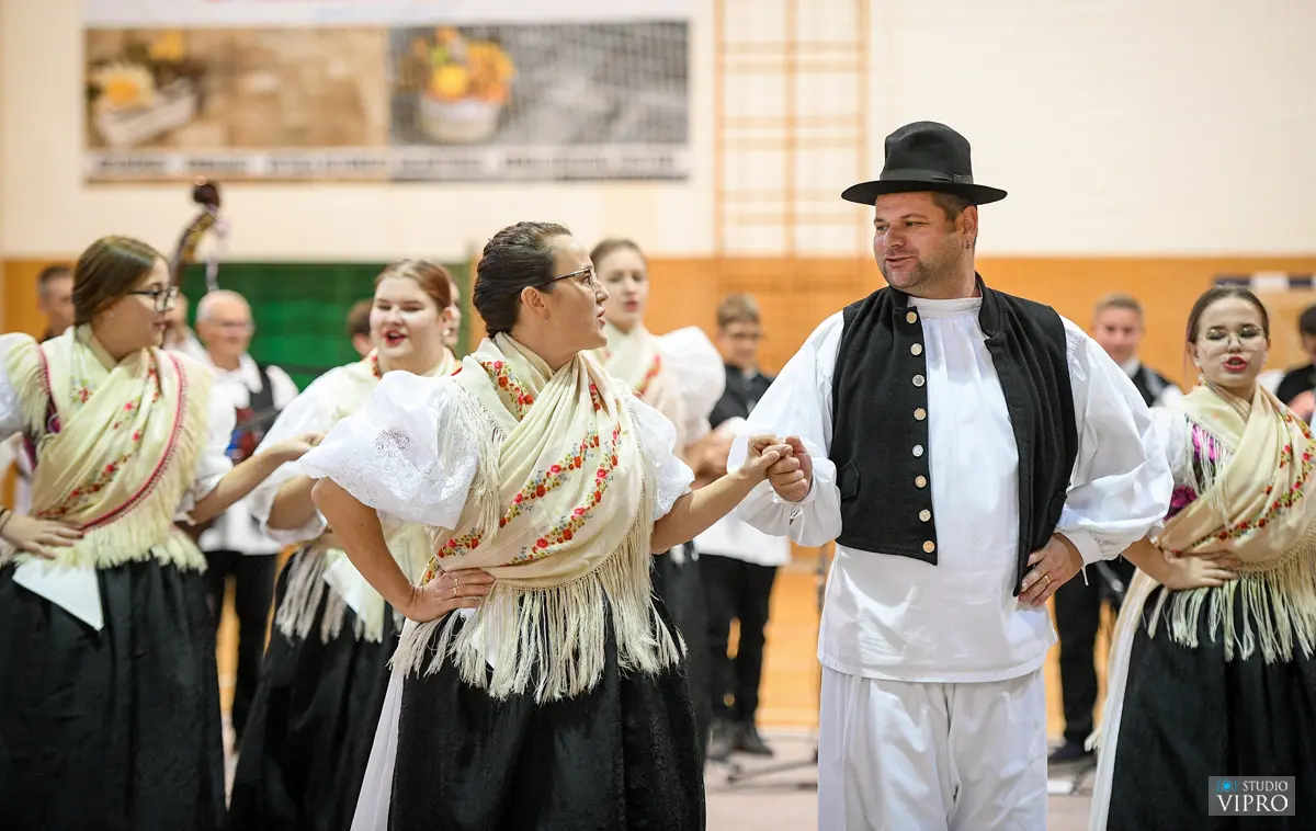 priločki folklorni susreti (23)