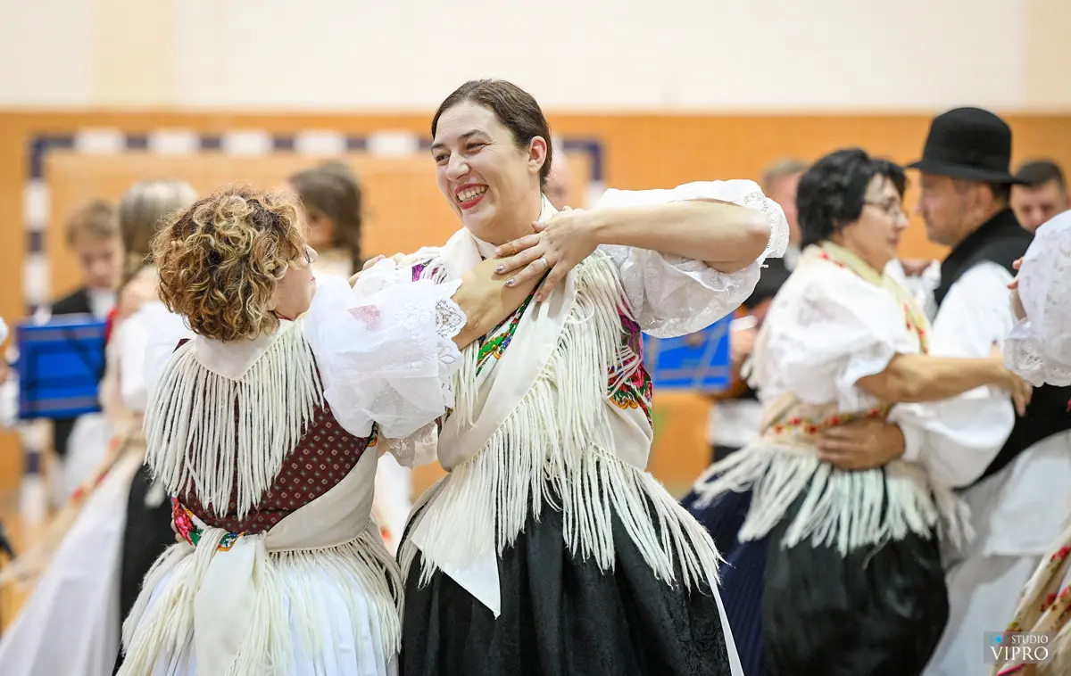 priločki folklorni susreti (25)