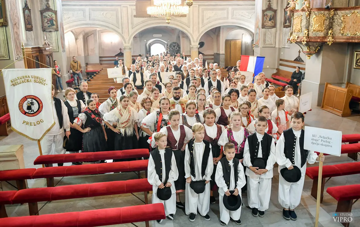 priločki folklorni susreti (7)