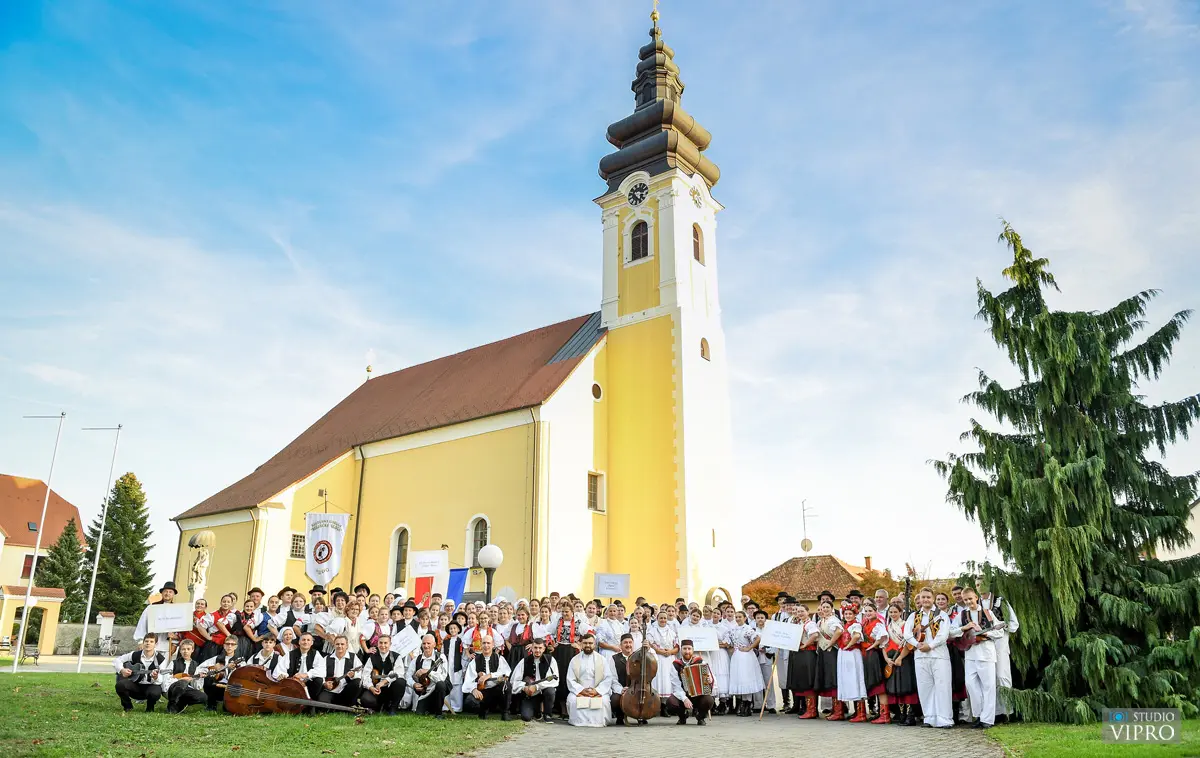 priločki folklorni susreti (9)