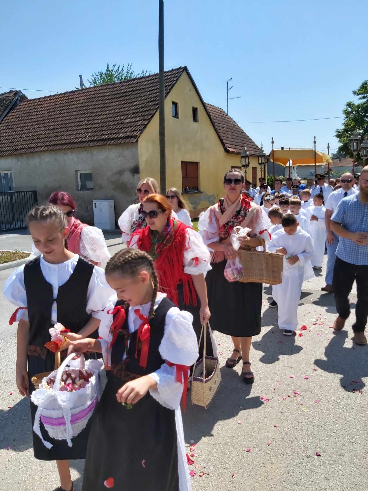 procesija podturen, tijelovo (1)