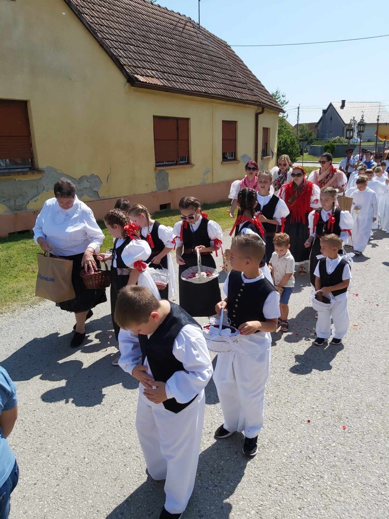 procesija podturen, tijelovo (16)