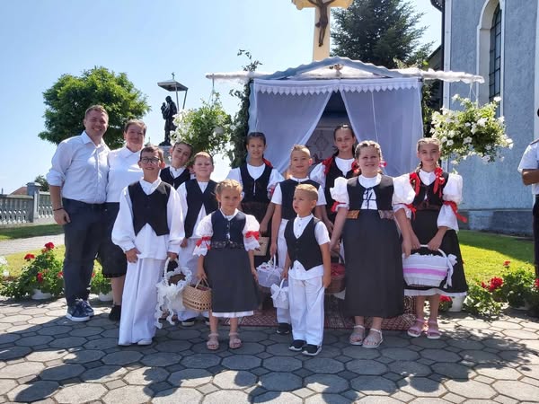 procesija podturen, tijelovo (4)