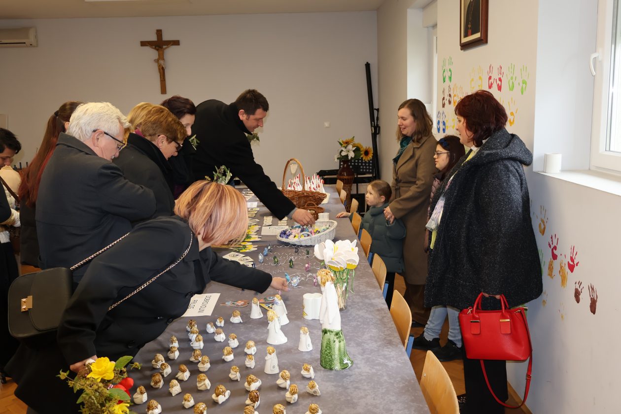 prodajna izložba COO (11) prodajna izložba COO (11)