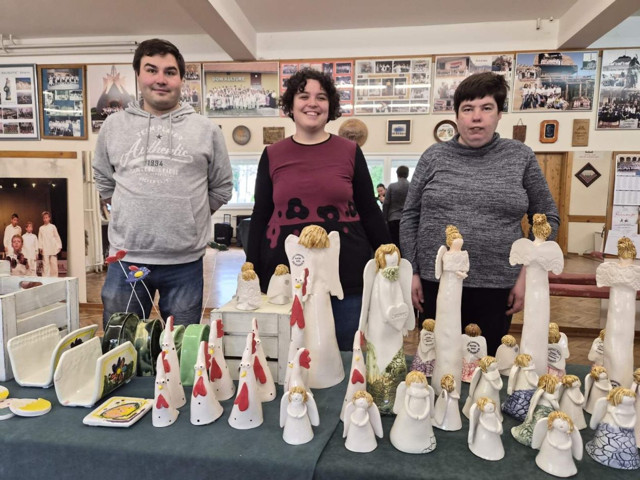 prodajna izložba COO (30) prodajna izložba COO (30)