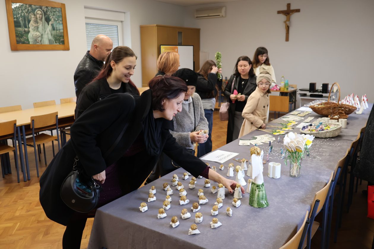 prodajna izložba COO (8) prodajna izložba COO (8)