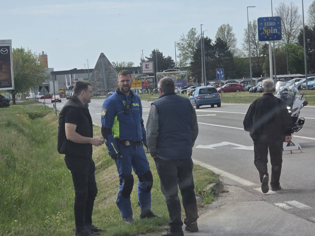 prometna Lesnina (2)