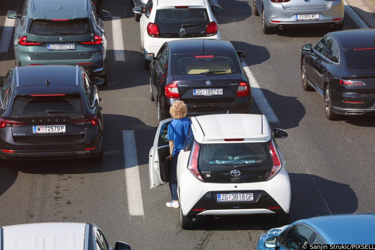 Zagreb: Velika gužva na naplatnoj postaji Lučko
