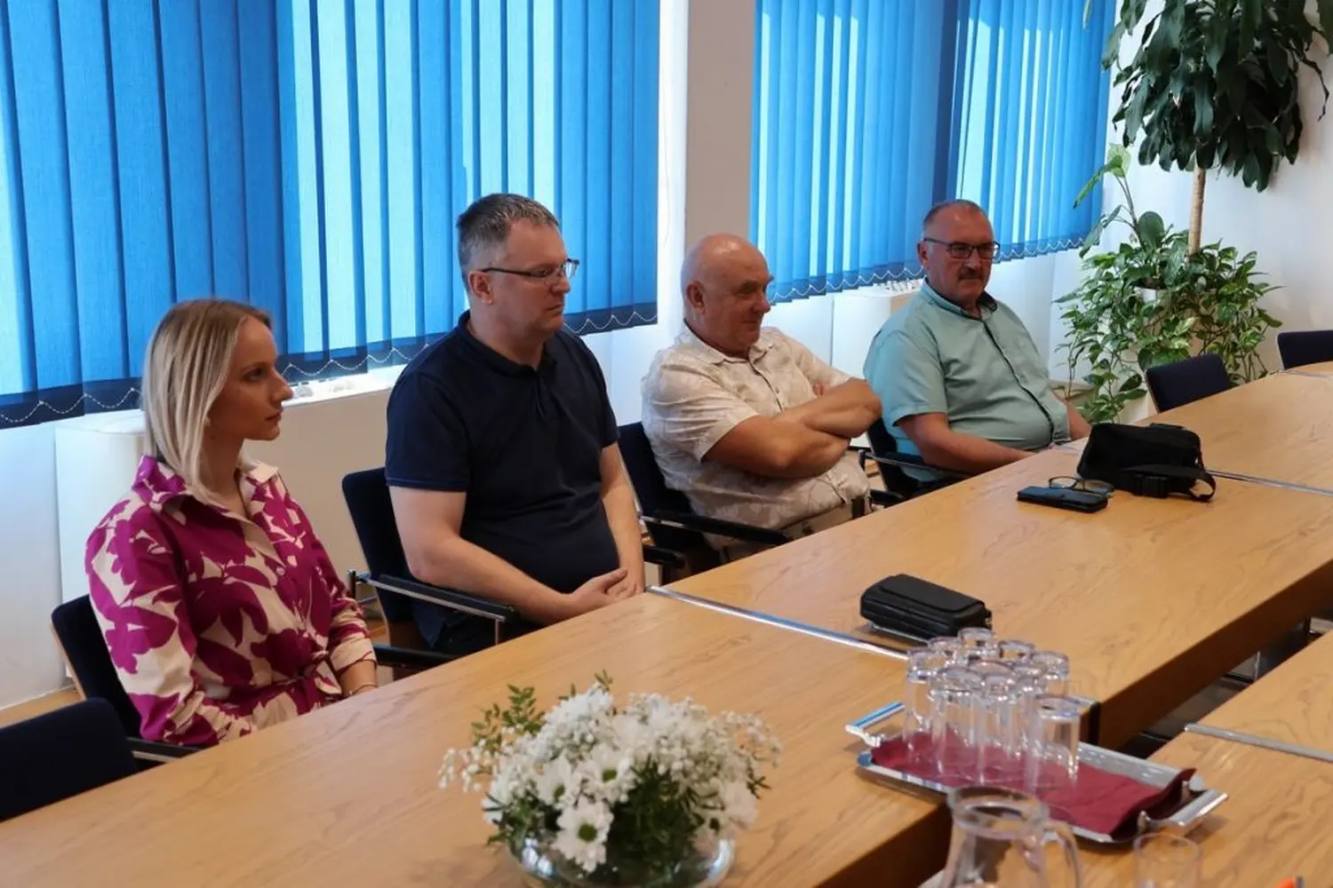 prometna mreža međimurske županije (15) prometna mreža međimurske županije (15)