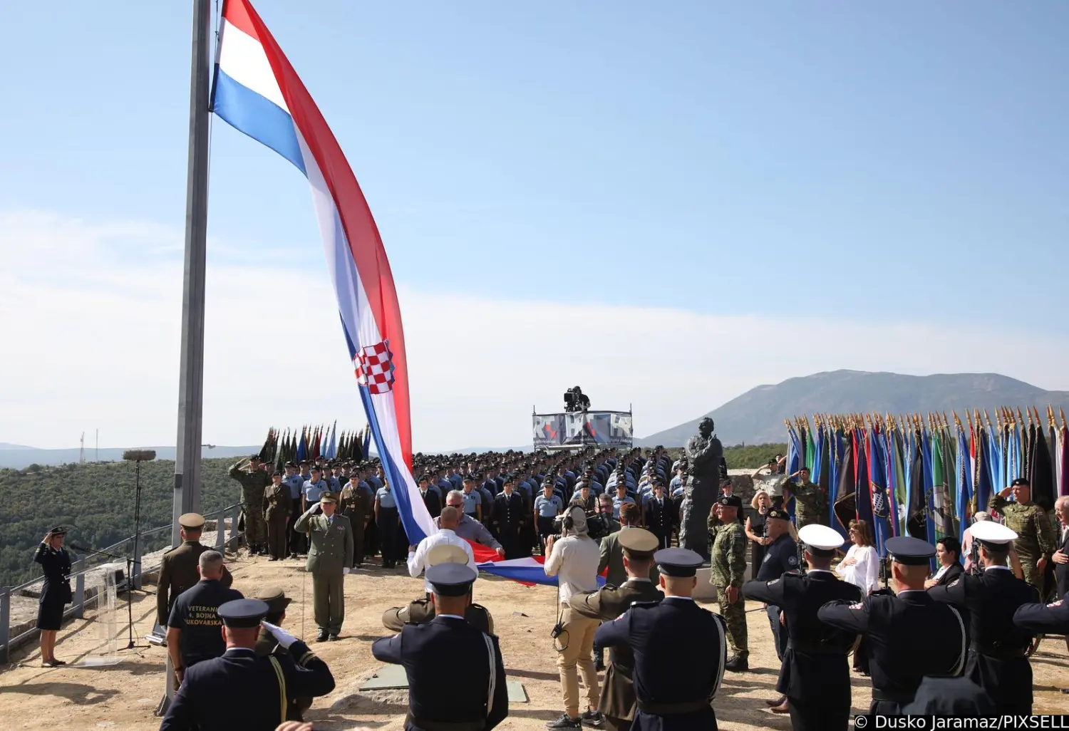 proslava Oluje, Knin, zastava,vojnici,andrej plenković,zoran milanović (15) proslava Oluje, Knin, zastava,vojnici,andrej plenković,zoran milanović (15)