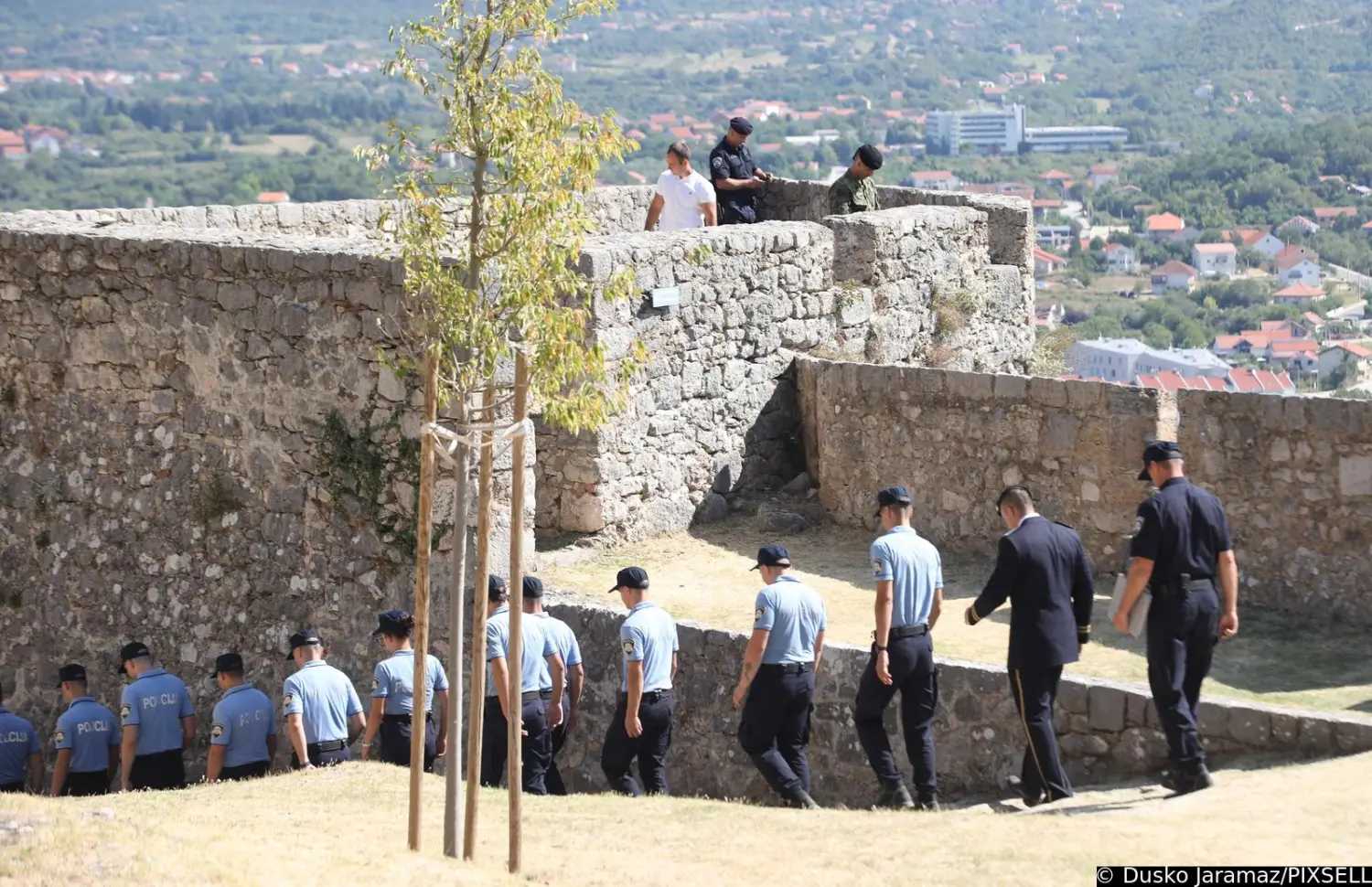 proslava Oluje, Knin, zastava,vojnici,andrej plenković,zoran milanović (25) proslava Oluje, Knin, zastava,vojnici,andrej plenković,zoran milanović (25)