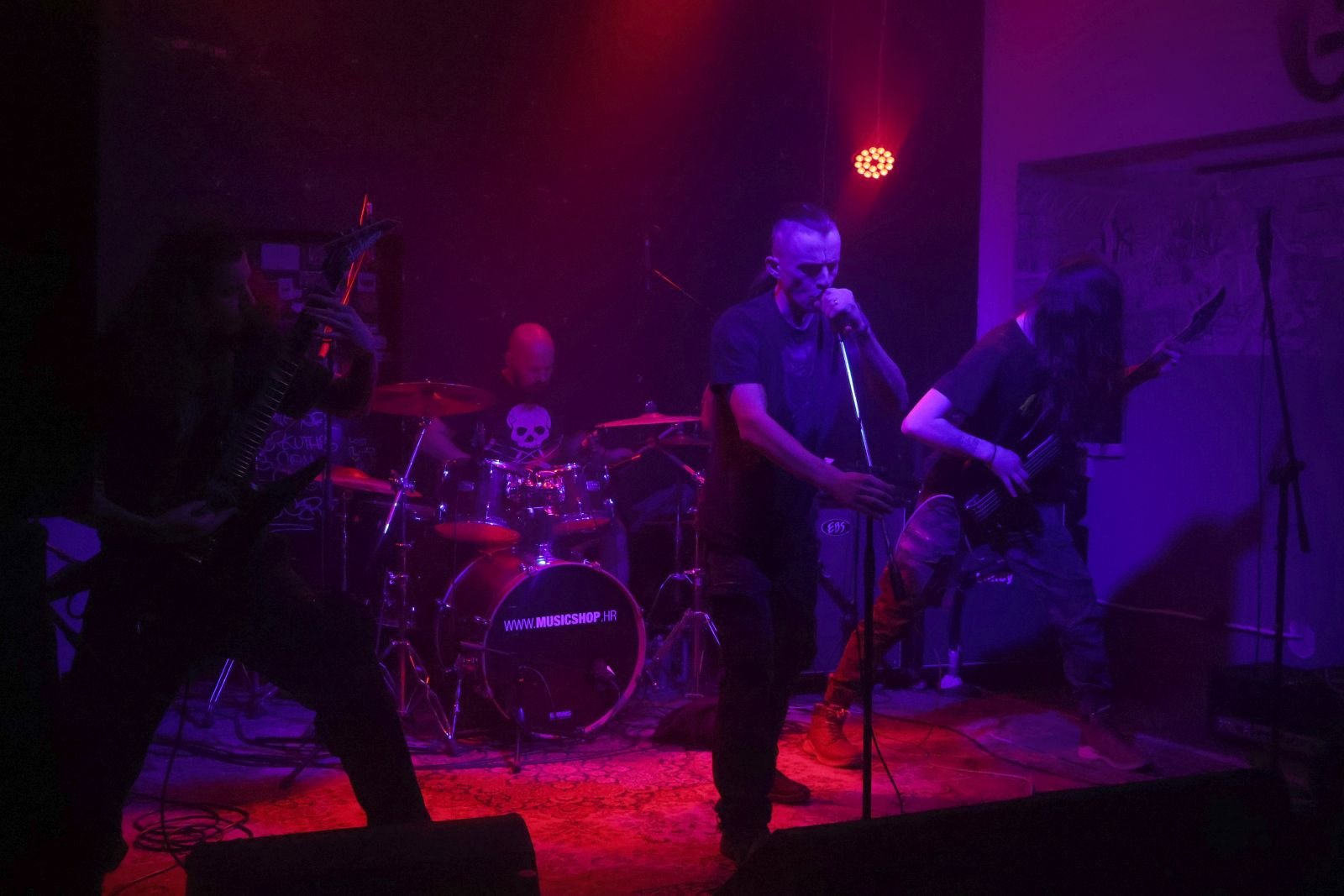 prostor metal pičiona 2026 2