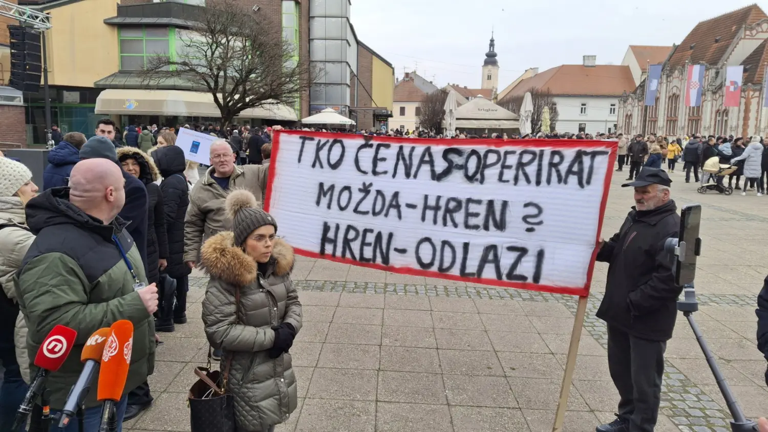 prosvjed 8 2 2025, bolnica (17) prosvjed 8 2 2025, bolnica (17)