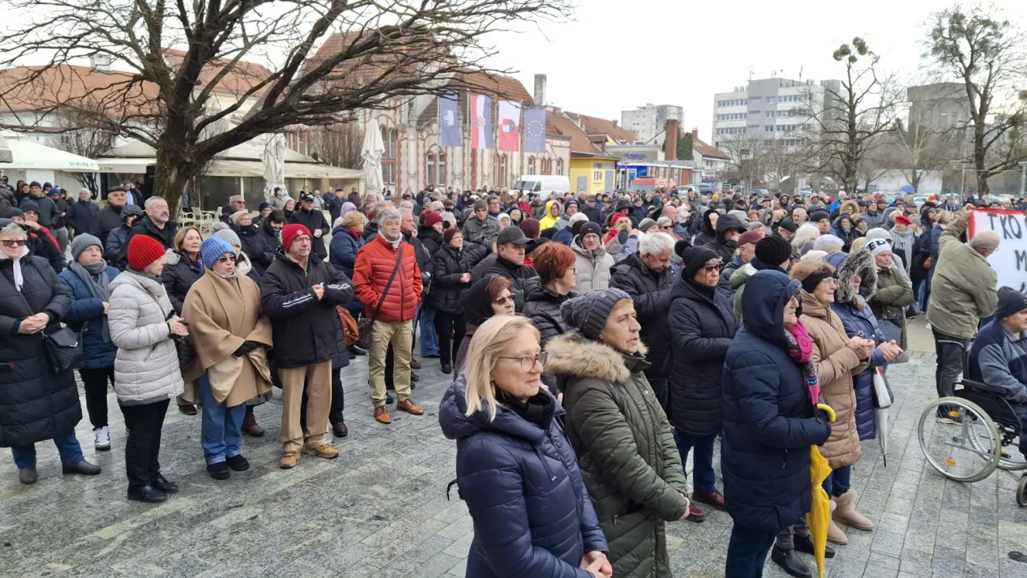 prosvjed bolnica 8 2 2025 (3) prosvjed bolnica 8 2 2025 (3)