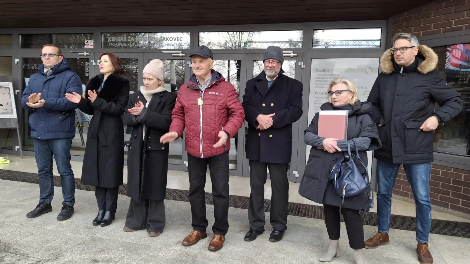 prosvjed bolnica 8 2 2025 (8) prosvjed bolnica 8 2 2025 (8)