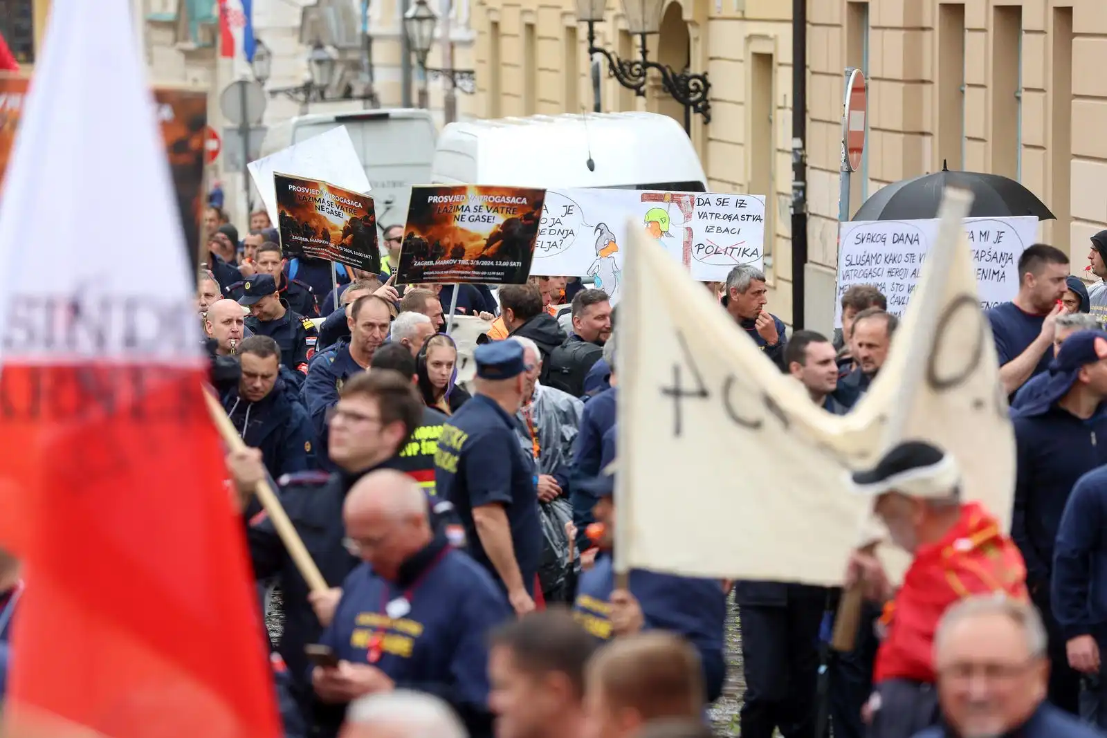prosvjed vatrogasaca, zagreb (26) prosvjed vatrogasaca, zagreb (26)