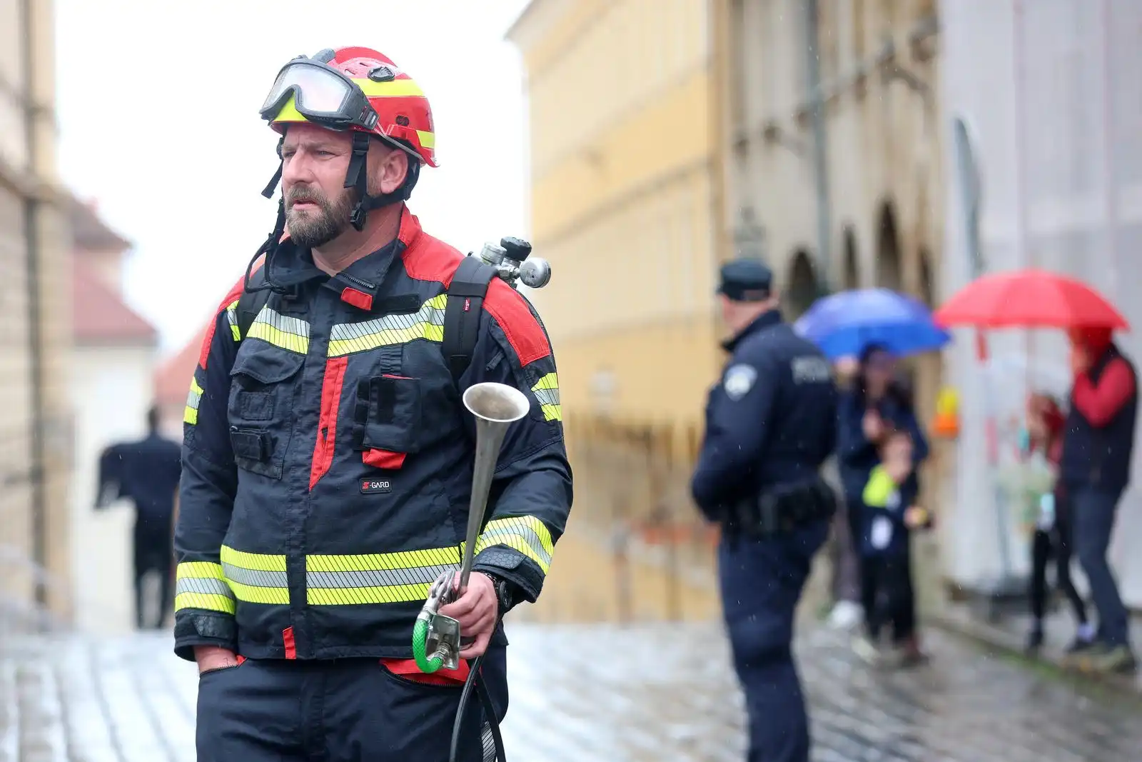 prosvjed vatrogasaca, zagreb (3) prosvjed vatrogasaca, zagreb (3)