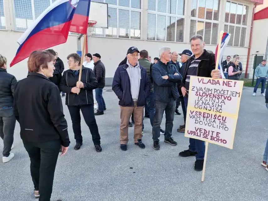 prosvjed,središče ob dravi,dom za azilante (14) prosvjed,središče ob dravi,dom za azilante (14)